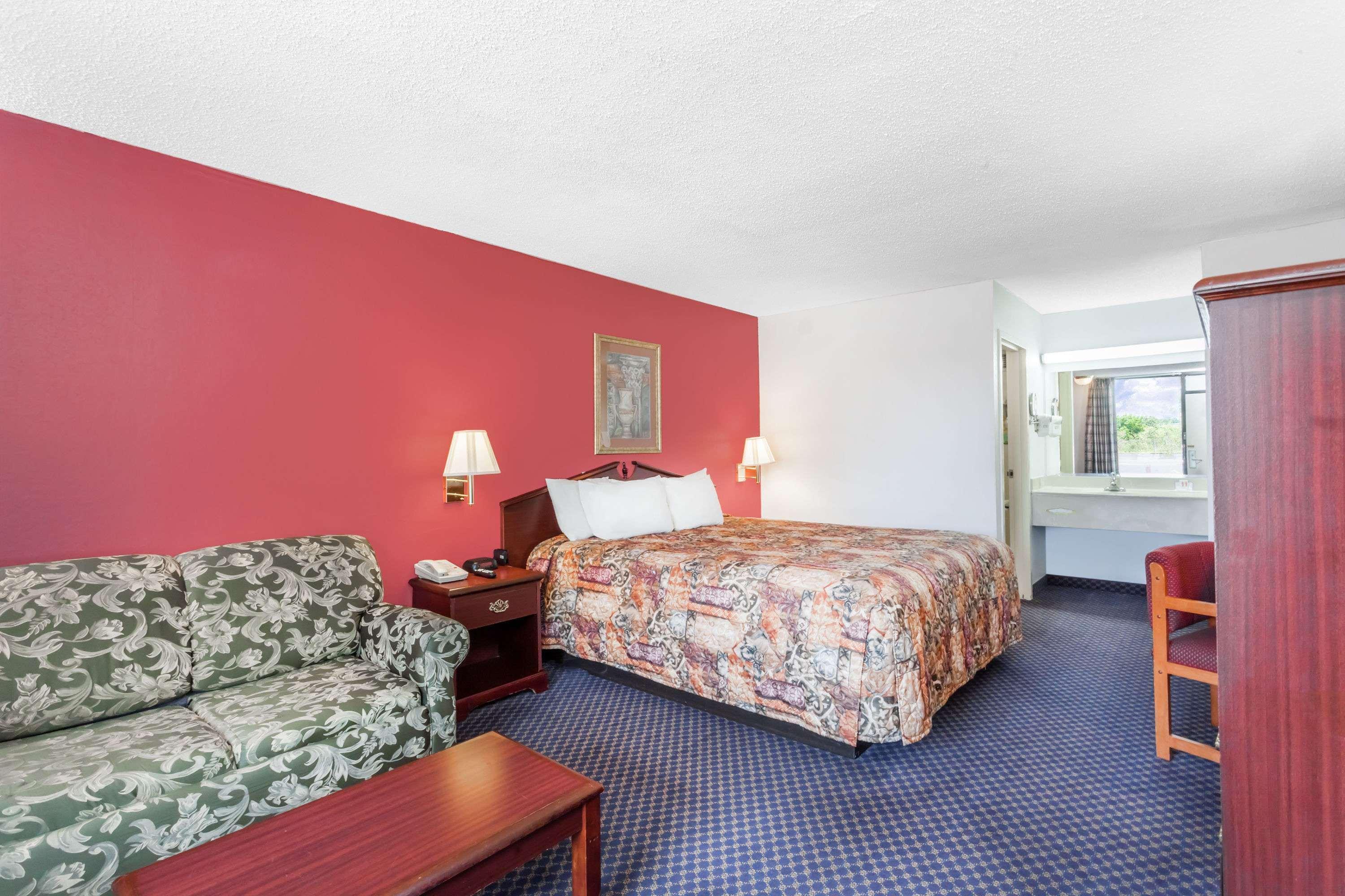 Days Inn By Wyndham Martin Buitenkant foto