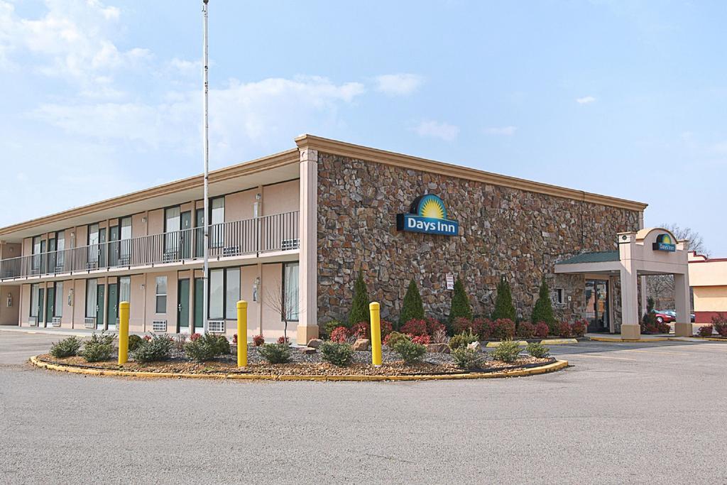 Days Inn By Wyndham Martin Buitenkant foto